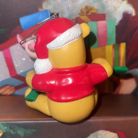 Winnie the Pooh & Piglet Christmas Ornament - Picture 4 of 6